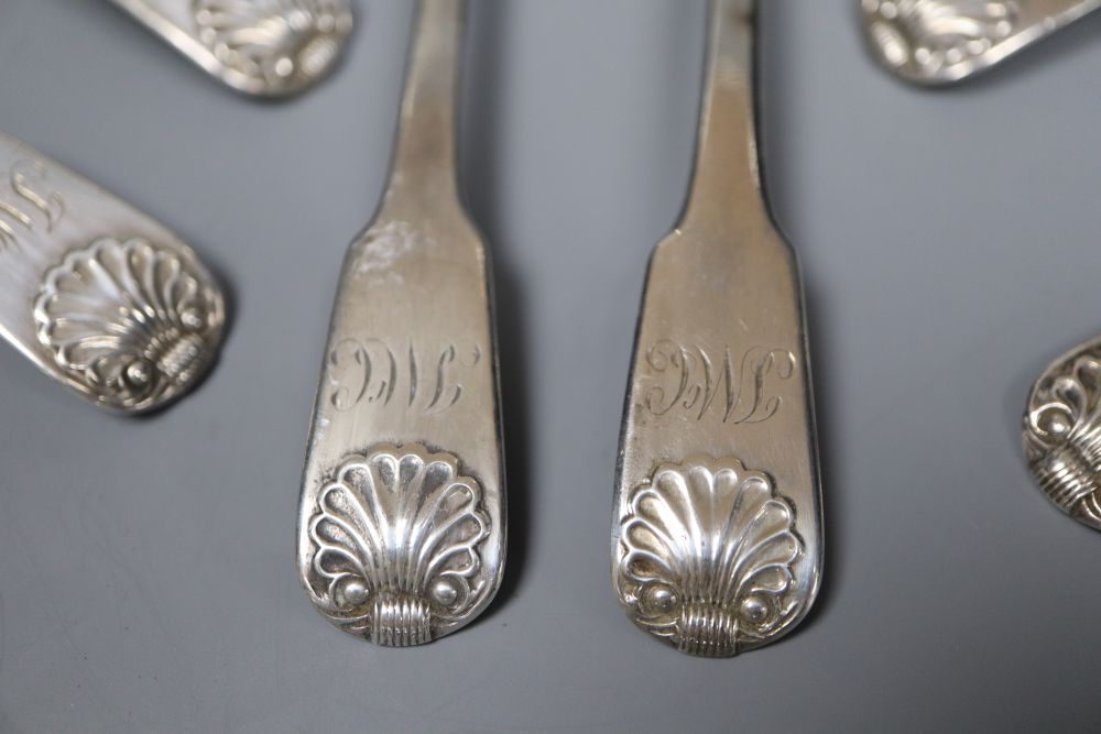 A set of nine George III silver fiddle and shell pattern teaspoons, London, 1814 and nine others including cased set of six.